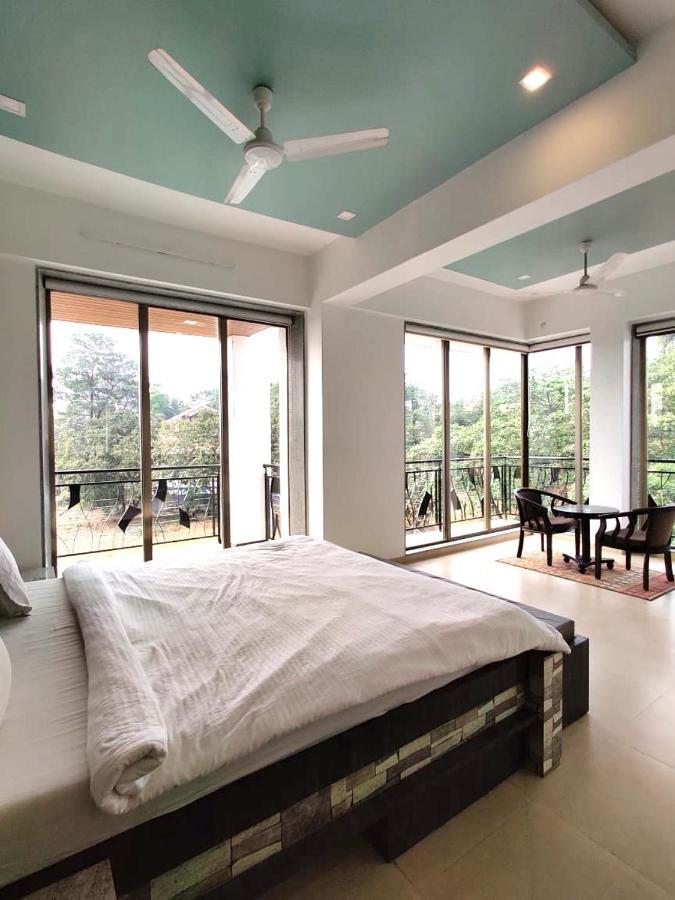 Karma - By Pine Villas Lonavala Eksteriør billede